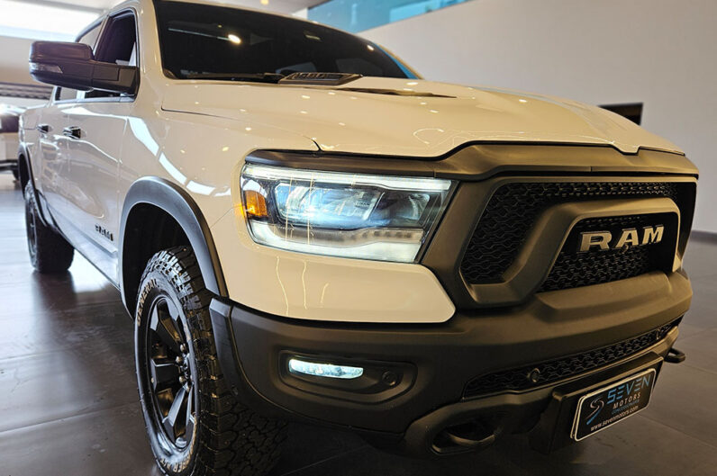 RAM 1500 5.7 V8 GASOLINA REBEL CD 4X4 AUTOMÁTICO 2023