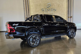 TOYOTA HILUX 2.8 D-4D TURBO DIESEL CD SRX 4X4 AUTOMÁTICO 2024