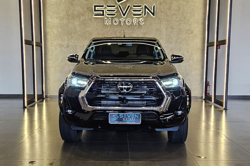 TOYOTA HILUX 2.8 D-4D TURBO DIESEL CD SRX 4X4 AUTOMÁTICO 2024