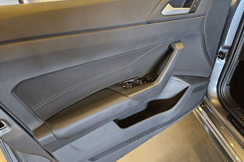 VOLKSWAGEN VIRTUS 1.4 250 TSI EXCLUSIVE AUTOMÁTICO 2024