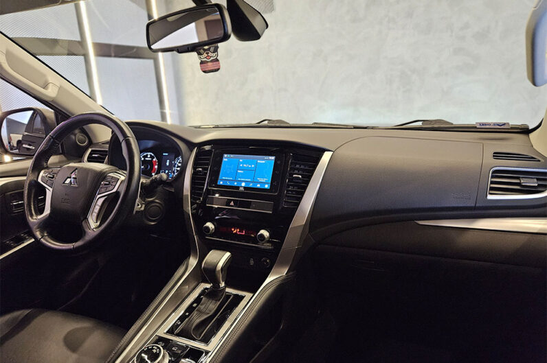 MITSUBISHI PAJERO SPORT 2.4 16V MIVEC TURBO DIESEL HPE AWD AUTOMÁTICO 2021