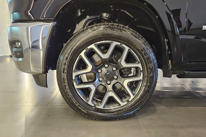 RAM 1500 3.0 HURRICANE 6 BITURBO GASOLINA LARAMIE CD 4X4 AUTOMÁTICO 2025