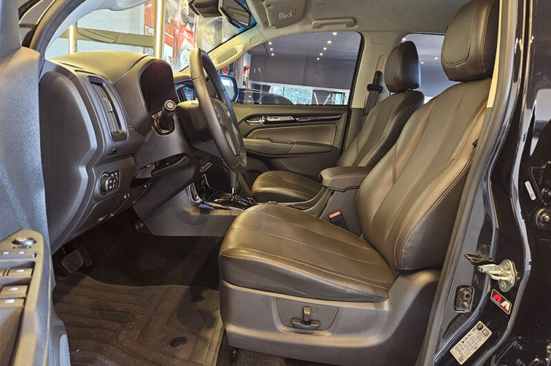 CHEVROLET S10 2.8 16V TURBO DIESEL HIGH COUNTRY CD 4X4 AUTOMÁTICO 2024