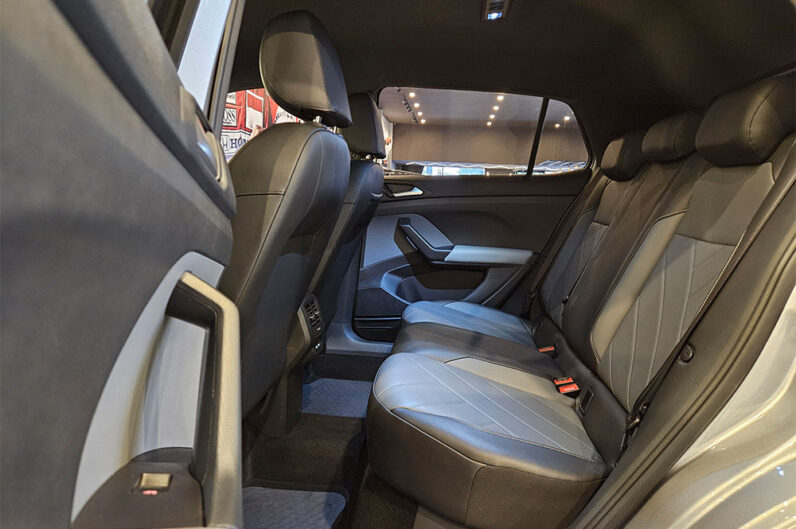 VOLKSWAGEN T-CROSS 1.0 200 TSI TOTAL FLEX COMFORTLINE AUTOMÁTICO 2026