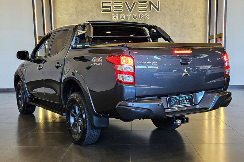MITSUBISHI L200 TRITON 2.4 16V TURBO DIESEL SPORT GLS CD 4P 4X4 AUTOMÁTICO 2018