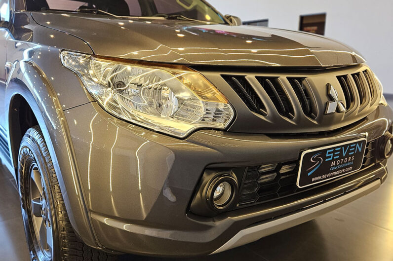 MITSUBISHI L200 TRITON 2.4 16V TURBO DIESEL SPORT GLS CD 4P 4X4 AUTOMÁTICO 2018