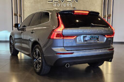 VOLVO XC60 2.0 T5 GASOLINA MOMENTUM AWD GEARTRONIC 2020