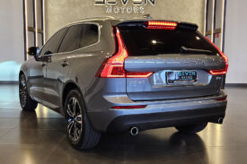 VOLVO XC60 2.0 T5 GASOLINA MOMENTUM AWD GEARTRONIC 2020