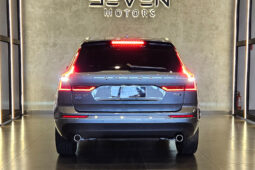 VOLVO XC60 2.0 T5 GASOLINA MOMENTUM AWD GEARTRONIC 2020